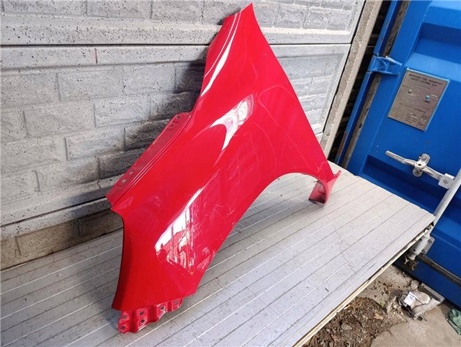 TOYOTA HILUX 15- BŁOTNIK PRZEDNI LEWY ORYGINAŁ (17814020128)