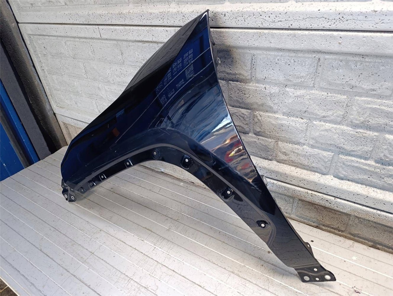 TOYOTA RAV 4 IV 2019- 2023 BŁOTNIK PRZEDNI LEWY ORYGINAŁ (17814024431)