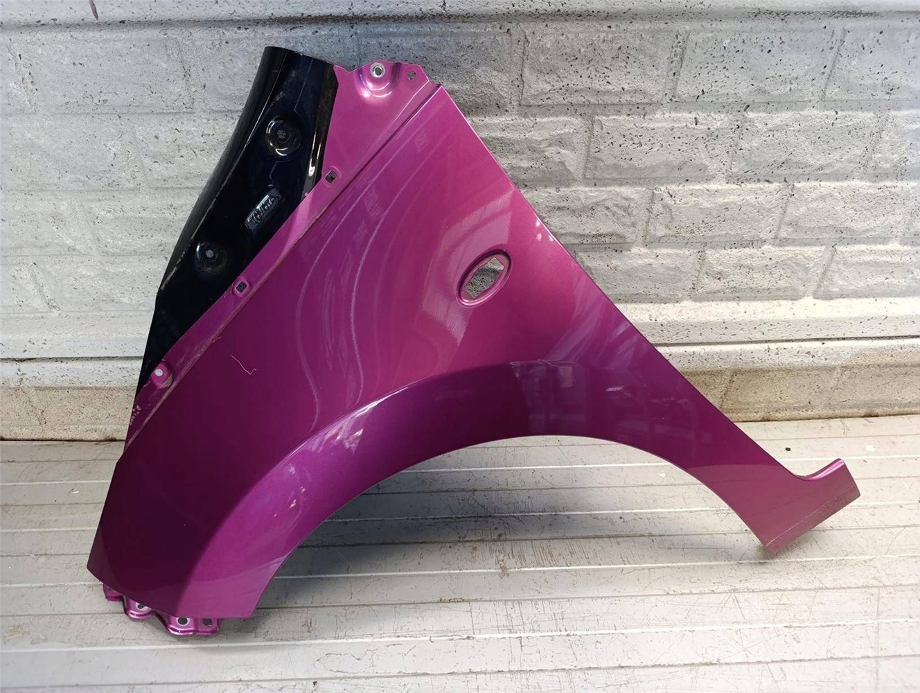 TOYOTA AYGO 2 2014-2022 BŁOTNIK LEWY PRZEDNI ORYGINAŁ (17814035203)