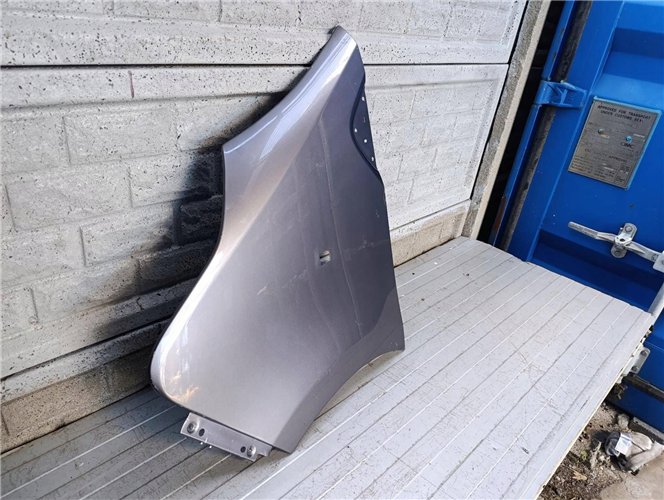 TRAFIC III VIVARO II B TALENTO BŁOTNIK LEWY PRZÓD ORYGINAŁ (17814100789)