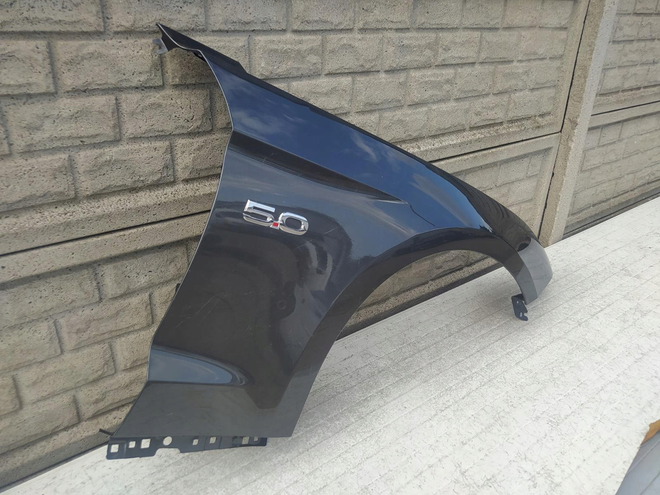 FORD MUSTANG VI LIFT 18 - 22 BŁOTNIK PRZEDNI PRAWY - (12341704397)