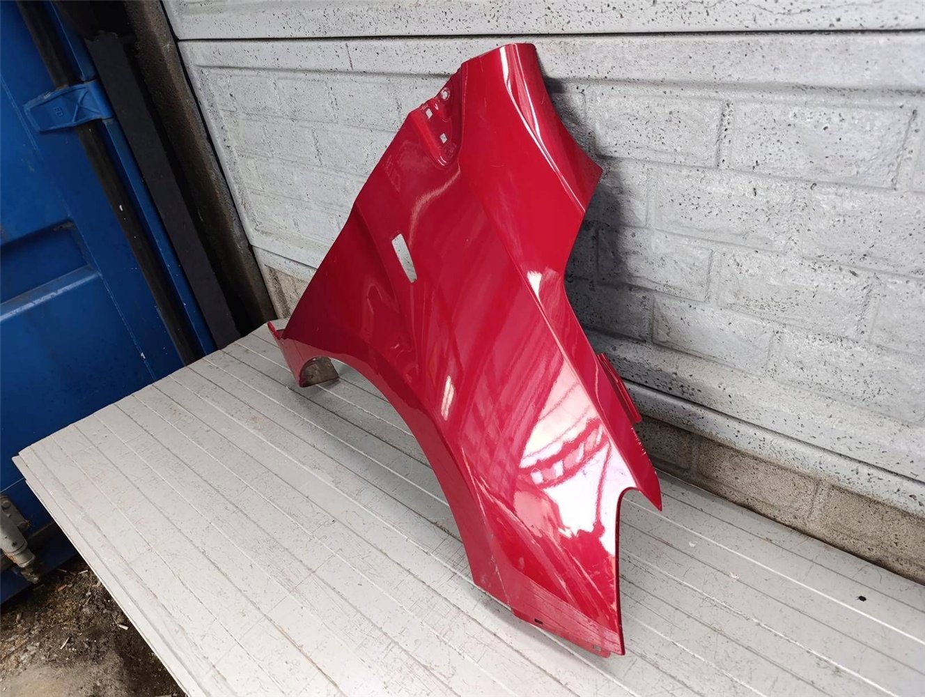 MITSUBISHI SPACE STAR 3 III BŁOTNIK PRAWY 20-24 ORYGINAŁ (17817052411)