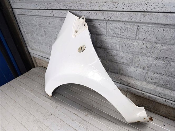 CITROEN C1 PEUGEOT 107 05-15 BŁOTNIK PRZEDNI LEWY ORYGINAŁ (17817066401)