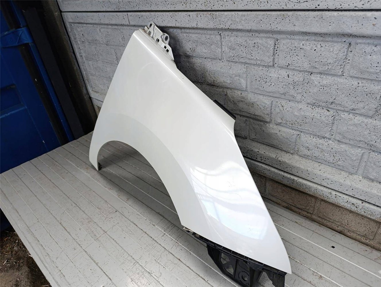 PEUGEOT 5008 08-17 BŁOTNIK PRZEDNI PRAWY ORYGINAŁ (17817134863)