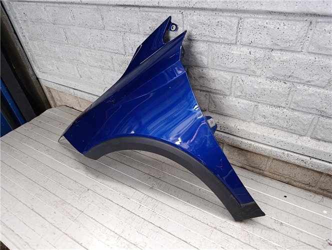 SEAT ARONA BŁOTNIK PRZEDNI LEWY ORYGINAŁ (17817145758)