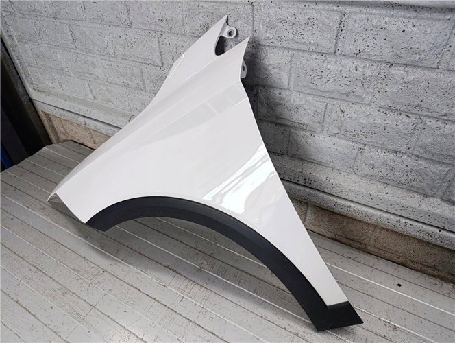 SEAT ARONA BŁOTNIK PRZEDNI LEWY ORYGINAŁ (17817173200)