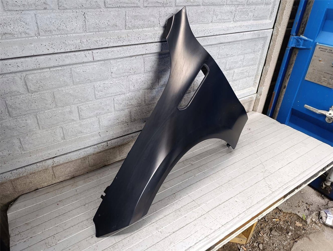 MERCEDES EQC W293 W 293 BŁOTNIK PRZEDNI LEWY NOWY ORYGINAŁ (17817183288)