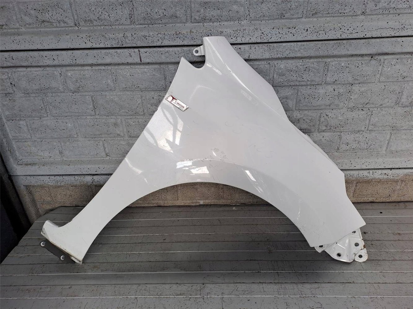 TOYOTA COROLLA E16 BŁOTNIK PRZEDNI PRAWY ORYGINAŁ (17817498386)