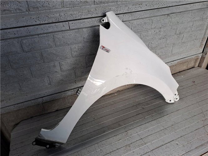 TOYOTA COROLLA E16 BŁOTNIK PRZEDNI PRAWY ORYGINAŁ (17817498386)