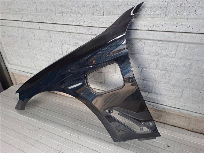 BMW 5 G30 G31 HYBRYDA BŁOTNIK PRZEDNI LEWY ORYGINAŁ (17817548179)