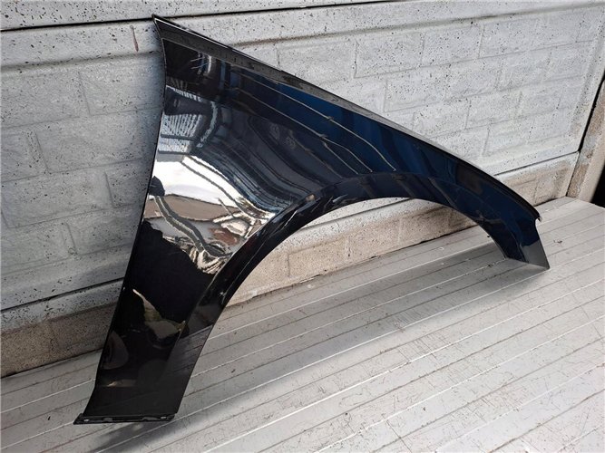 AUDI A8 D5 17-25 BŁOTNIK PRZEDNI PRAWY ORYGINAŁ (17817693121)