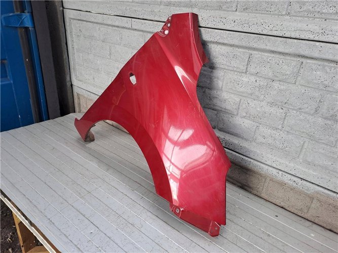 SUZUKI CELERIO 14-20 BŁOTNIK PRZEDNI PRAWY ORYGINAŁ (17819961623)