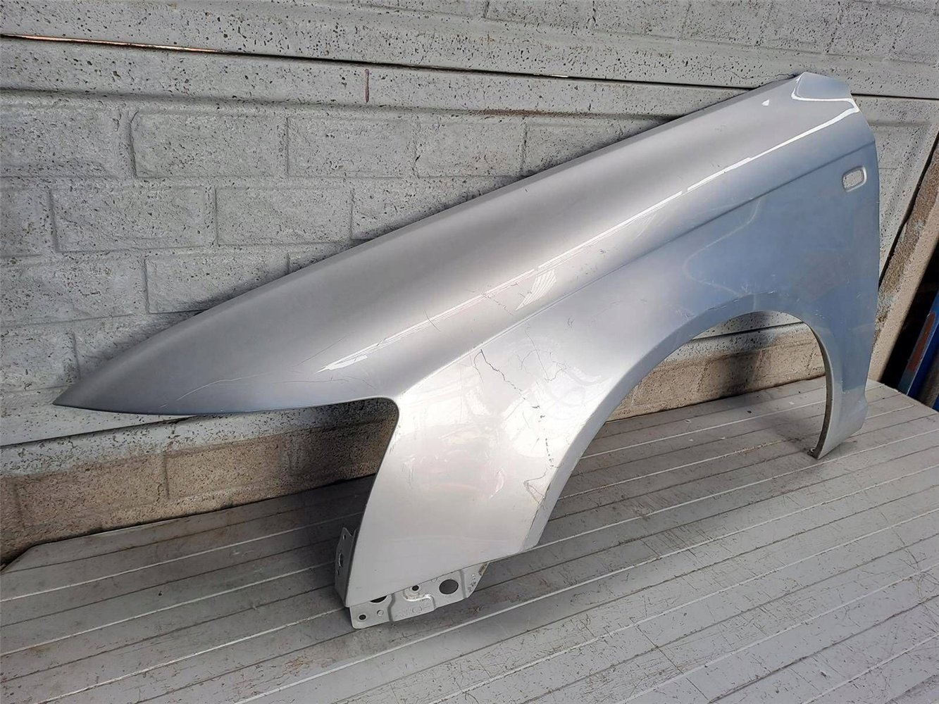 AUDI A6 C6 4F0 2005 - 2008 BŁOTNIK PRZEDNI LEWY ORYGINAŁ (17819985453)