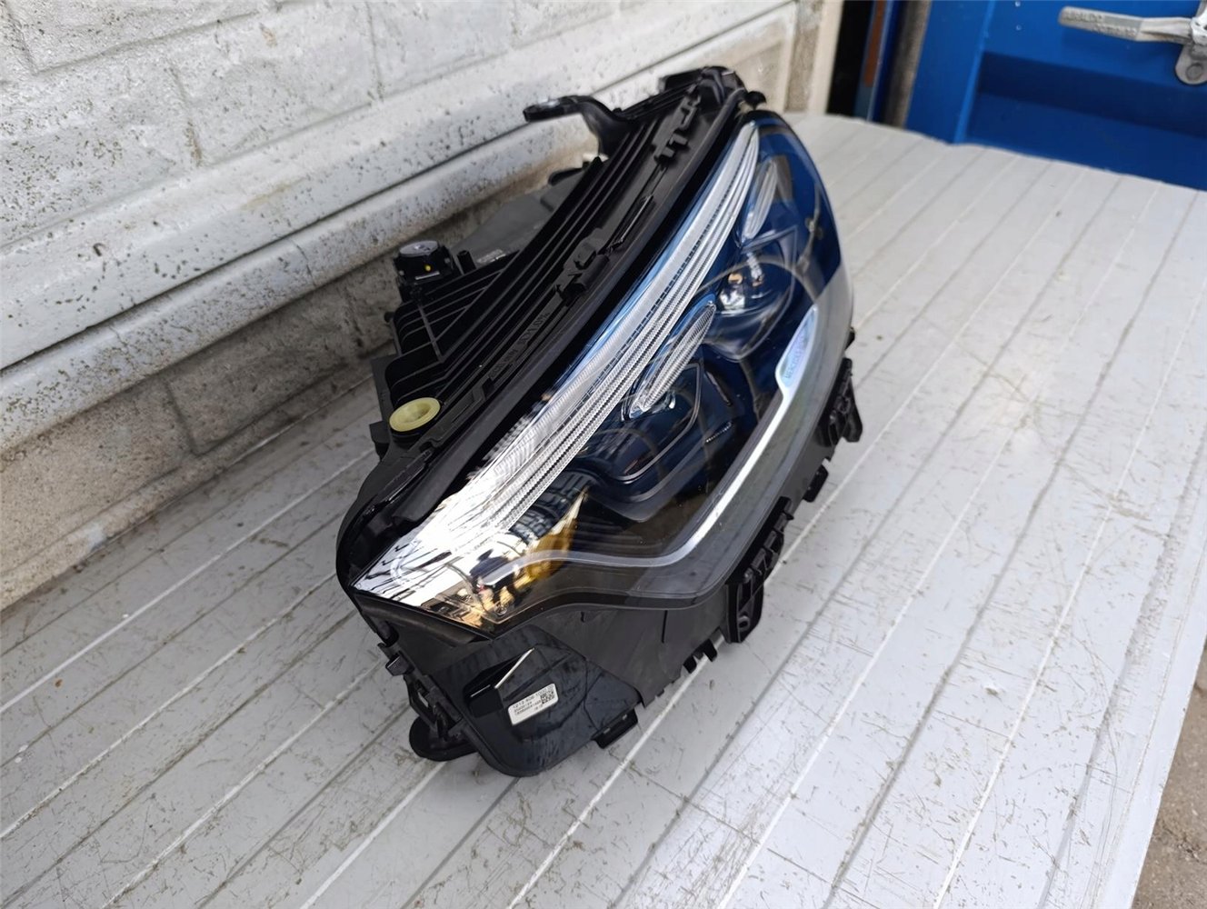 LAMPA LEWA MERCEDES GLC 254 X254 A254 906 23 03 ORYGINAŁ (17828170653)