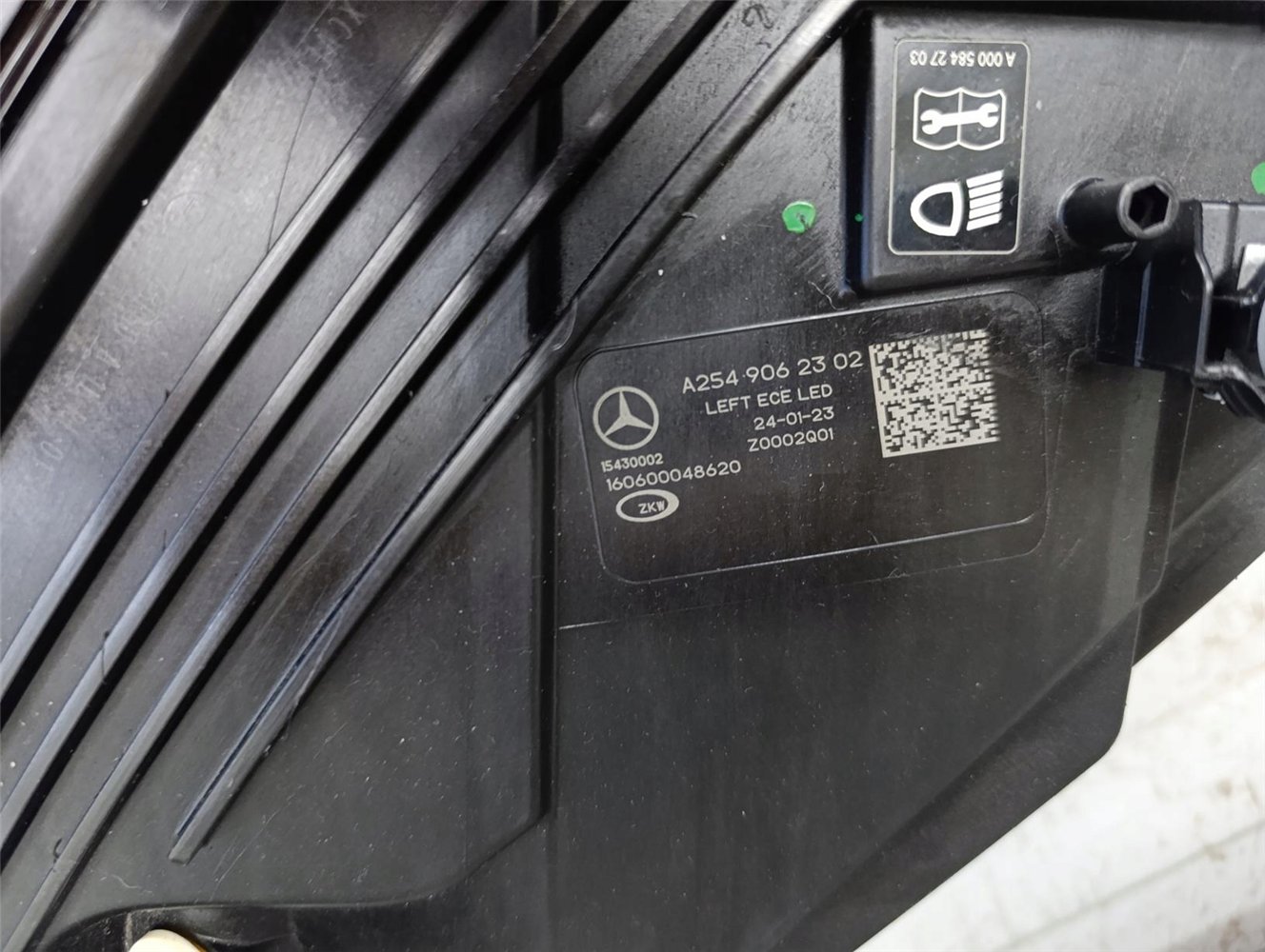 LAMPA LEWA MERCEDES GLC 254 X254 A254 906 23 03 ORYGINAŁ (17828170653)