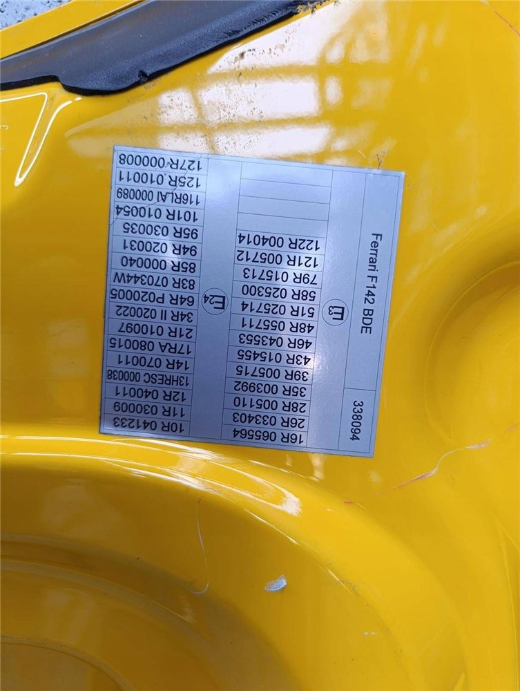 FERRARI 488 MASKA POKRYWA SILNIKA ORYGINAŁ F142 (17828199418)
