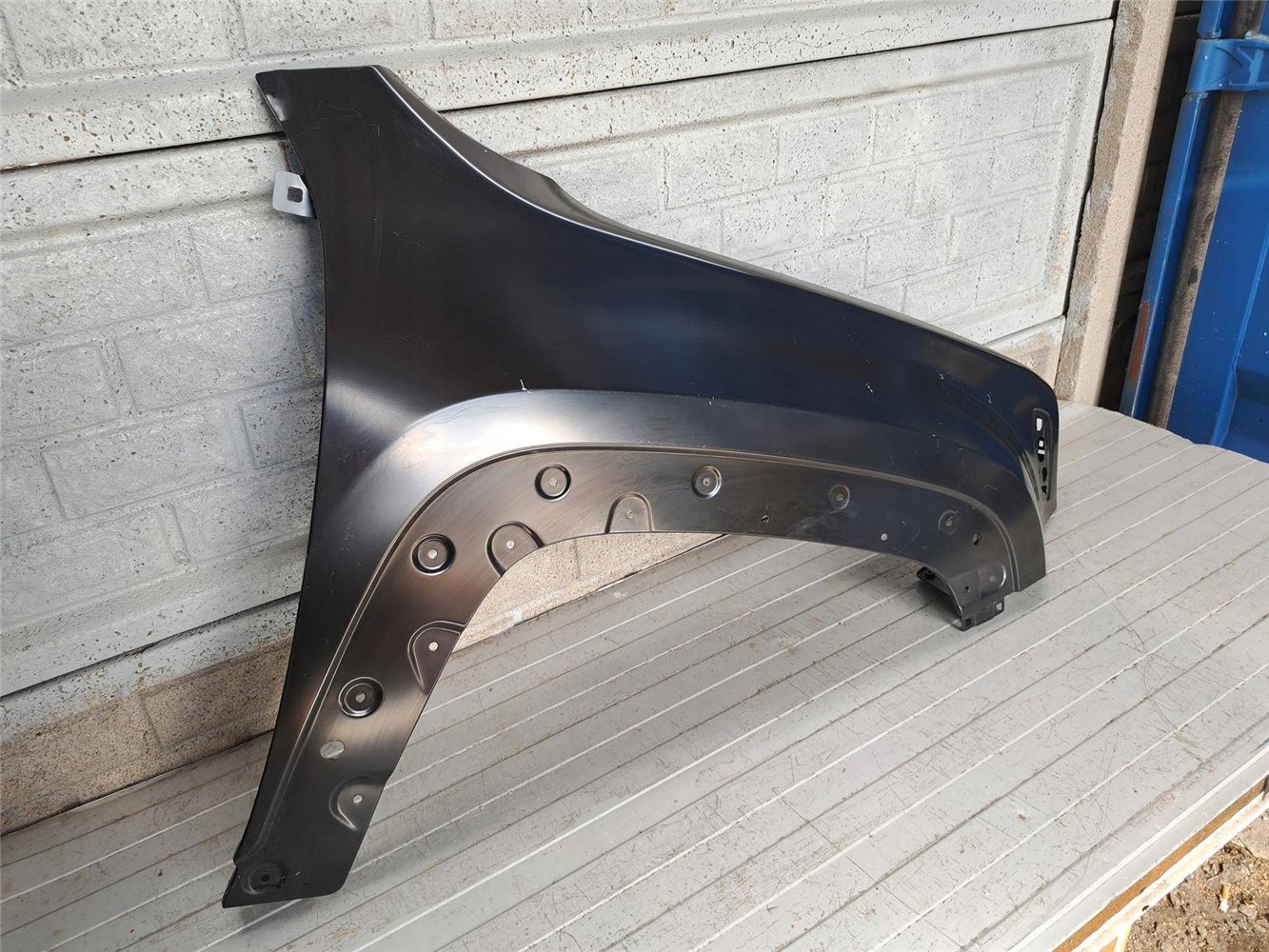 JEEP RENEGADE 14 - 24 BŁOTNIK PRZEDNI PRAWY NOWY ORYGINAŁ (17831099372)