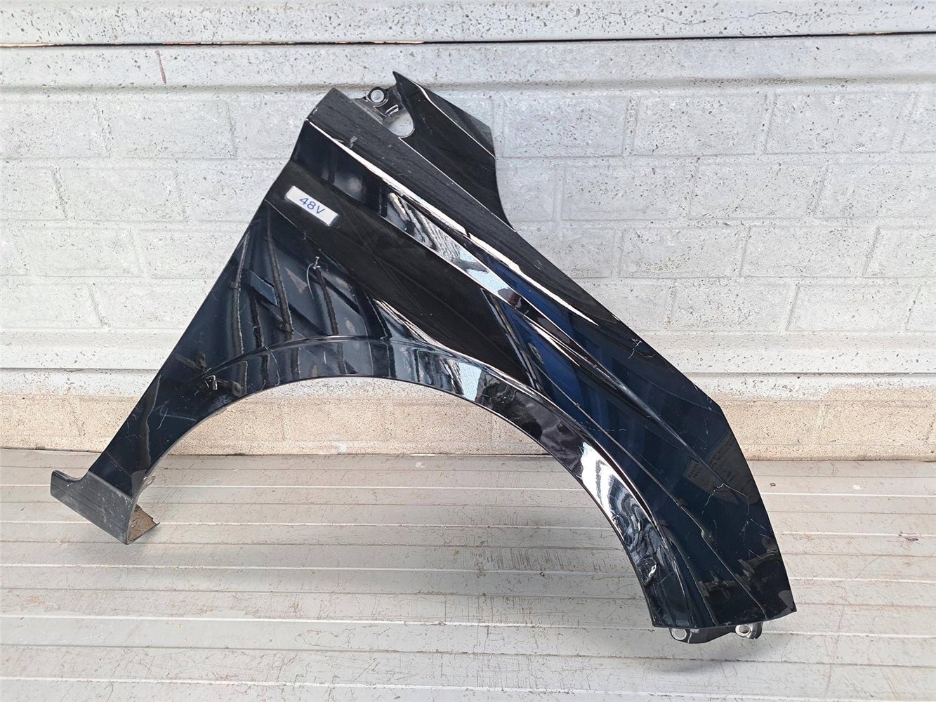 HYUNDAI I20 21-24 BŁOTNIK PRZEDNI PRAWY ORYGINAŁ (17831103311)