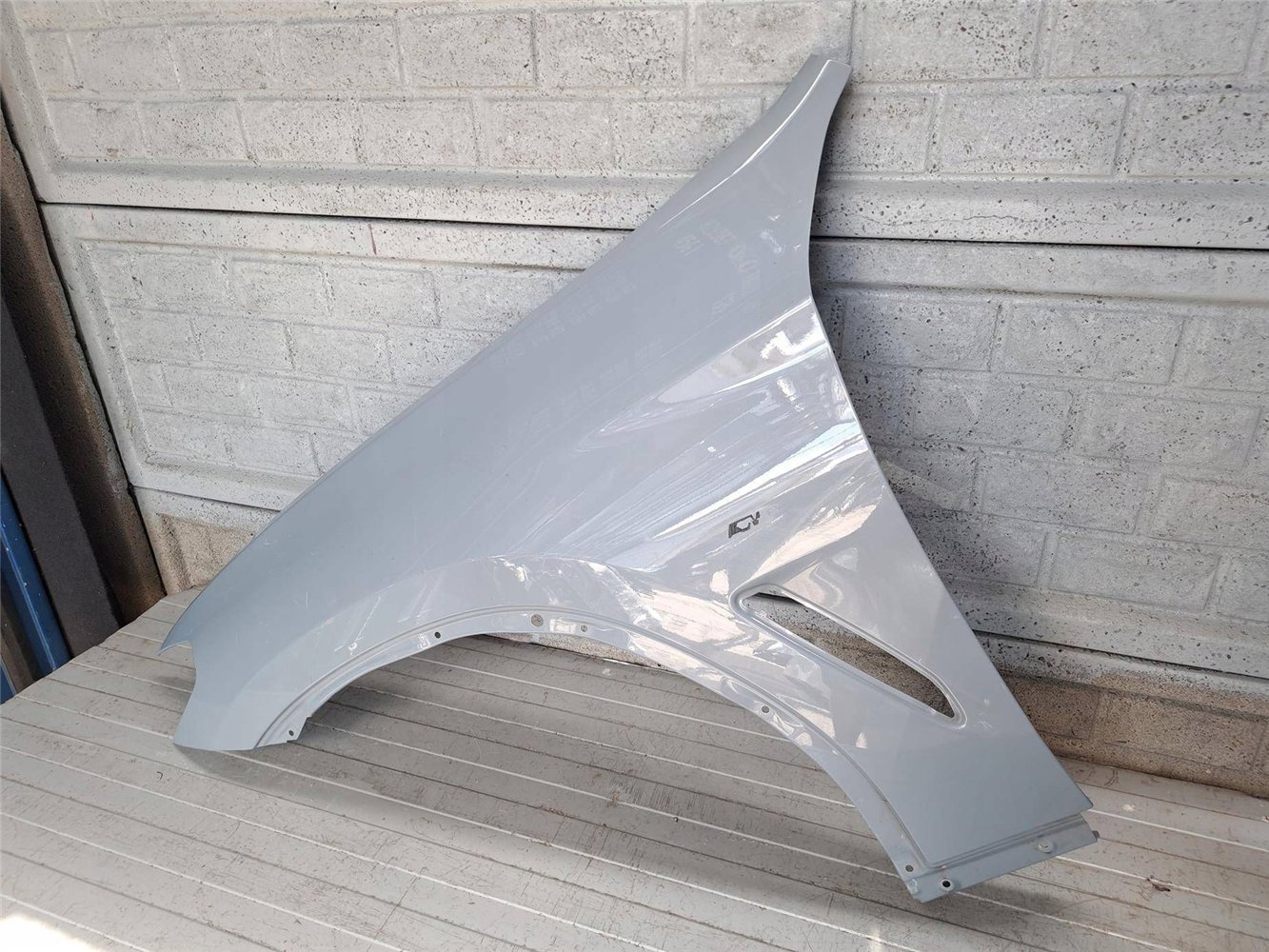 BMW X3 G01 F97 X4 G02 F98 18-24 BŁOTNIK LEWY ORYGINAŁ (17831110585)