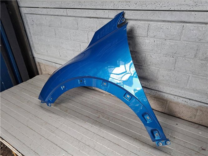 KIA STONIC BŁOTNIK LEWY PRZEDNI ORYGINAŁ (17831115144)