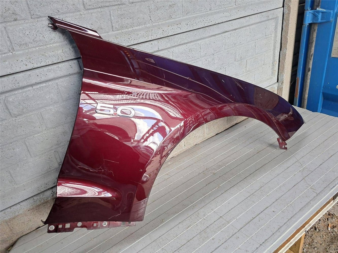 FORD MUSTANG VI LIFT 18 - 22 BŁOTNIK PRZEDNI PRAWY ORYGINAŁ (17831121577)