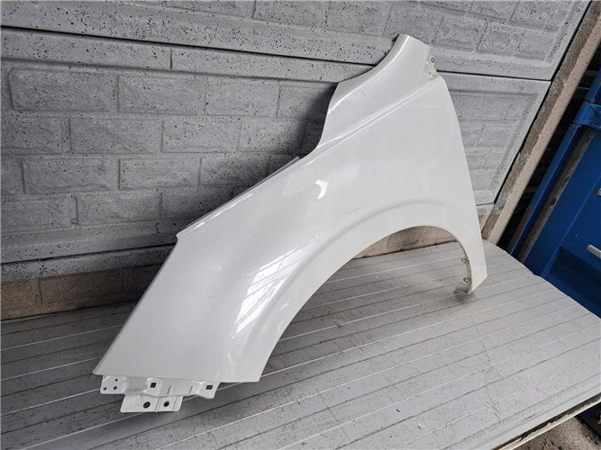 SUBARU FORESTER 13-19 BŁOTNIK PRZEDNI LEWY ORYGINAŁ (17831200075)