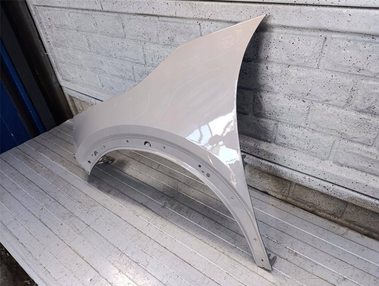 ALFA ROMEO JUNIOR 24- BŁOTNIK PRZEDNI LEWY ORYGINAŁ (17834052566)