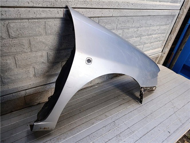 SEAT IBIZA II (6k) 1993-1999 BŁOTNIK PRZEDNI PRAWY ORYGINAŁ (17834090513)