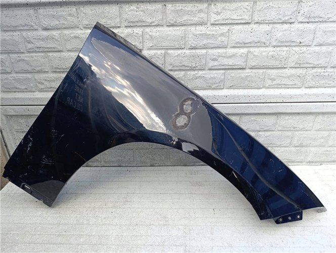 DODGE CHARGER BŁOTNIK PRZEDNI PRAWY ORYGINAŁ (17837100816)