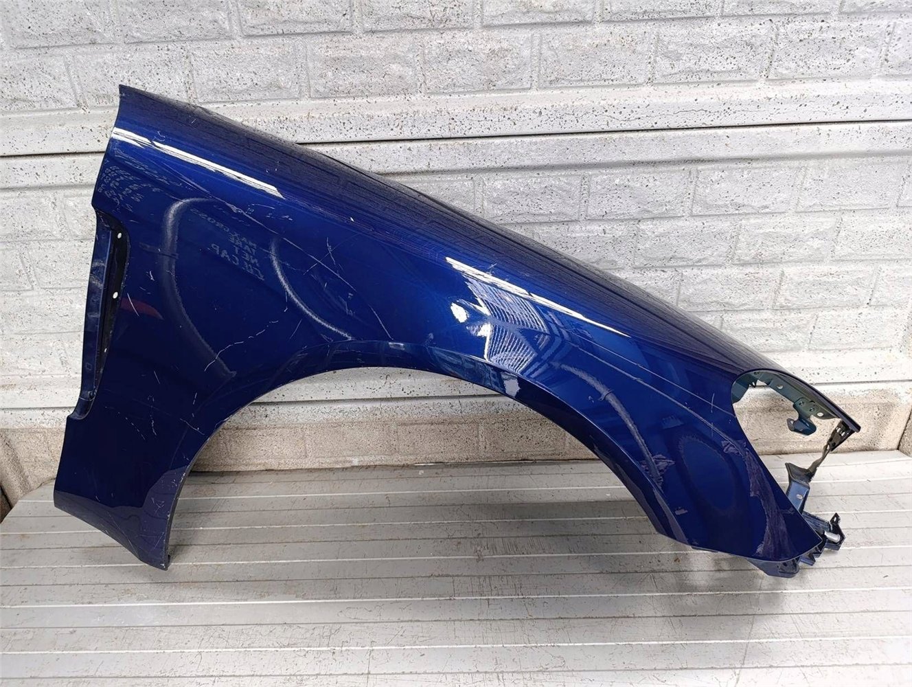 PORSCHE PANAMERA 971 BŁOTNIK PRAWY PRZEDNI ORYGINAŁ (17837146831)