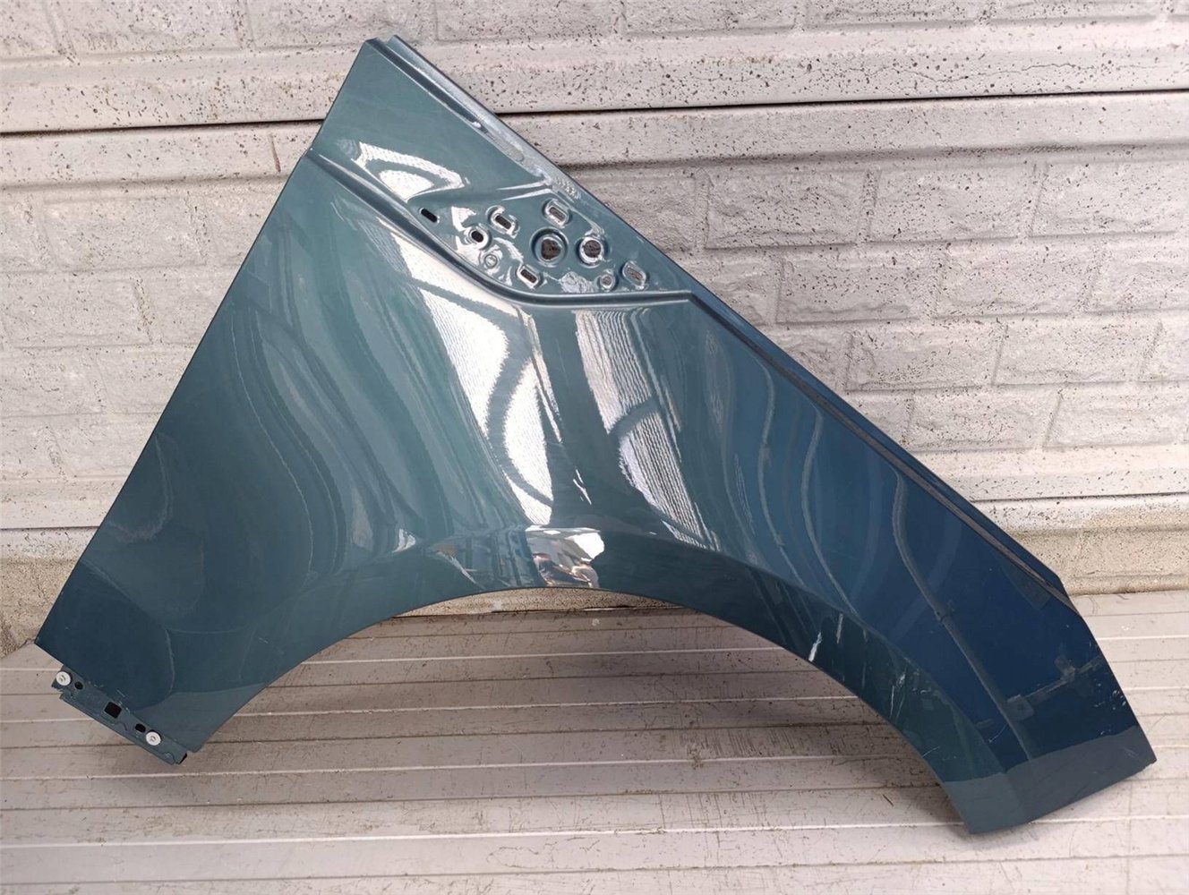 RANGE LAND ROVER SPORT 3 III ( L461 ) 23- BŁOTNIK PRAWY ORYGINAŁ (17840131833)