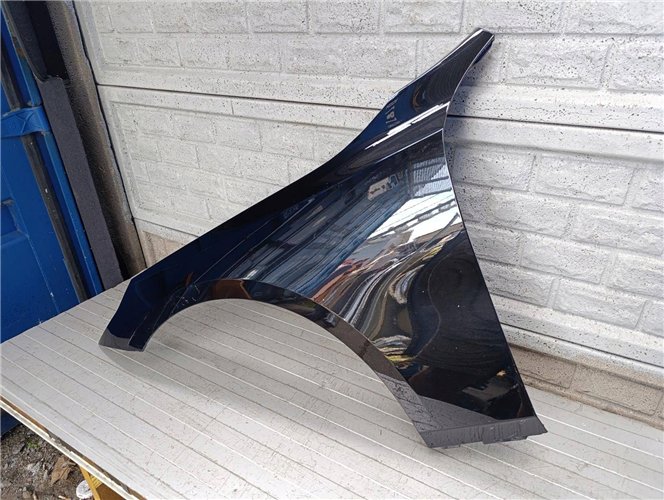 BMW 5 G60 BŁOTNIK LEWY PRZEDNI 2023- ORYGINAŁ (17840136528)