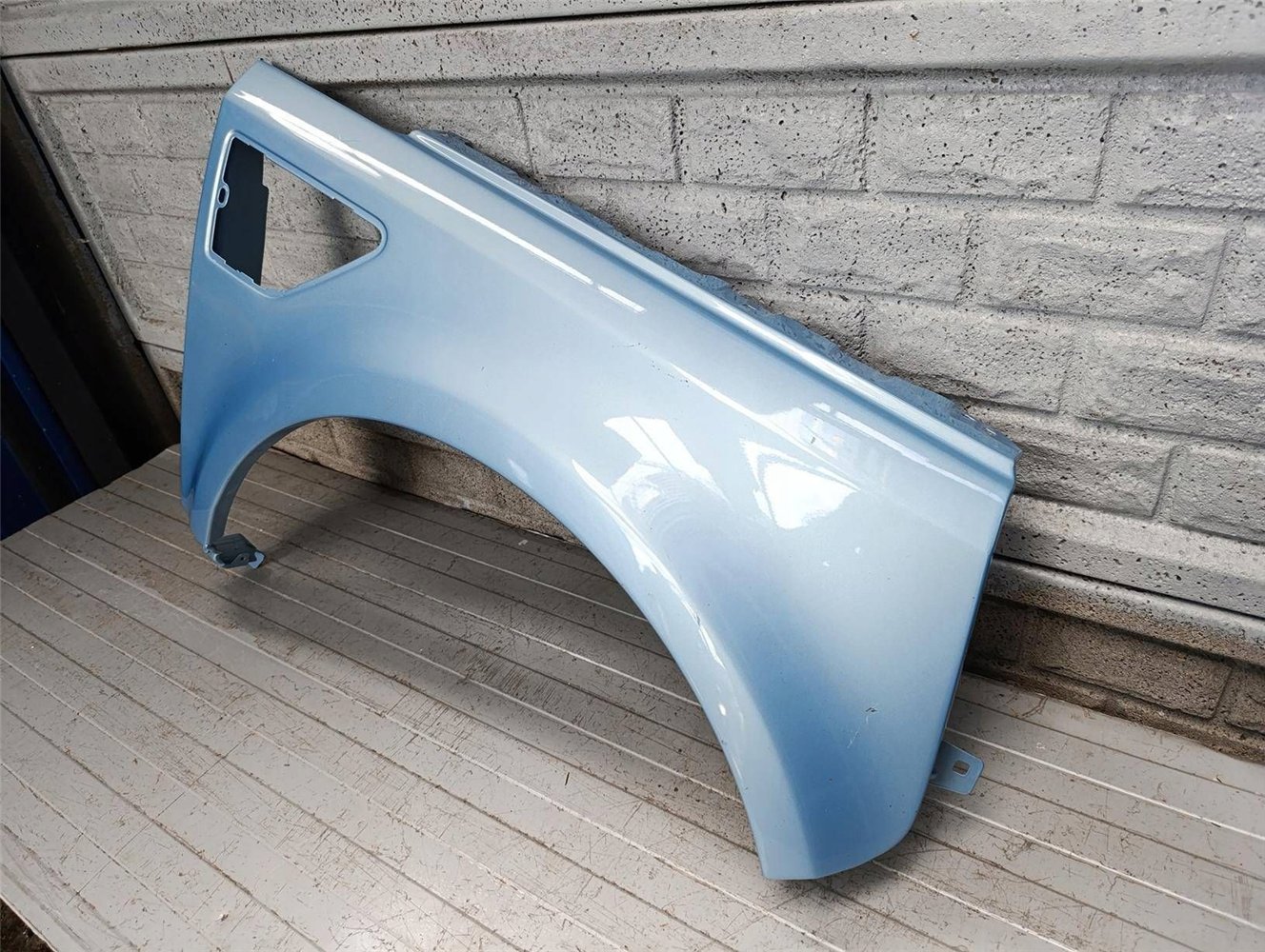 LAND ROVER FREELANDER 2 II BŁOTNIK PRZEDNI PRAWY ORYGINAŁ (17840141842)