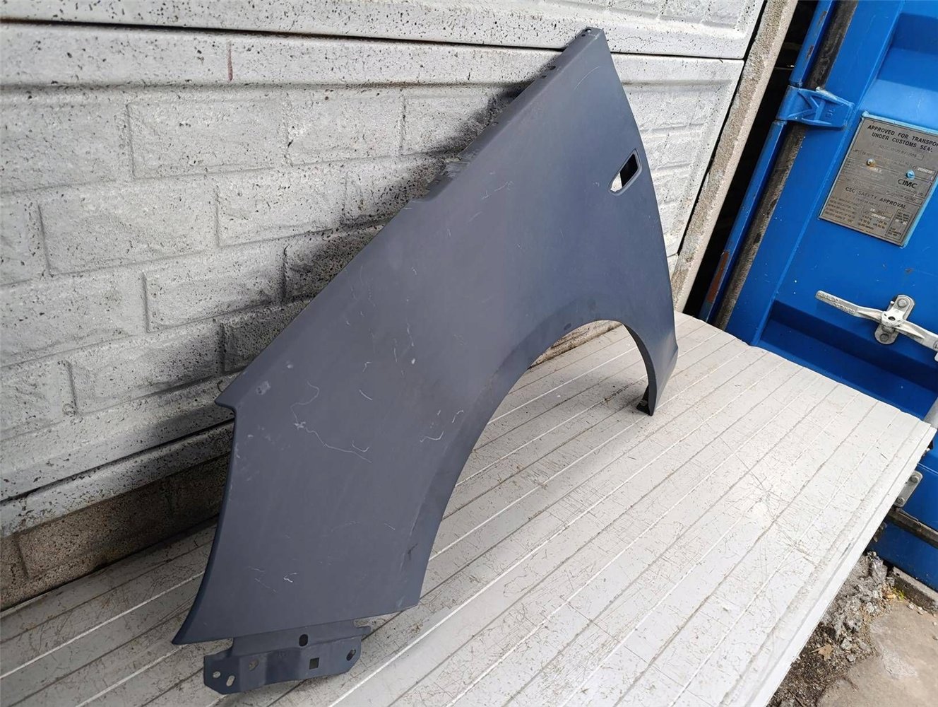 OPEL ZAFIRA C 12-18 BŁOTNIK PRZEDNI LEWY ORYGINAŁ (17840161138)