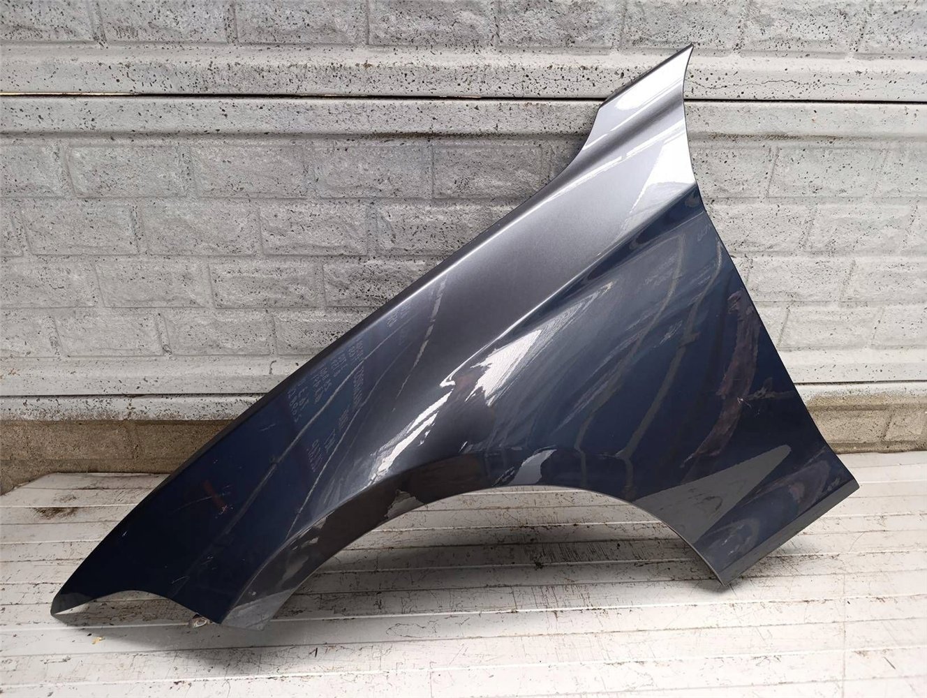 BMW 1 11-18 F20 F21 F22 BŁOTNIK LEWY PRZEDNI ORYGINAŁ (17850924802)