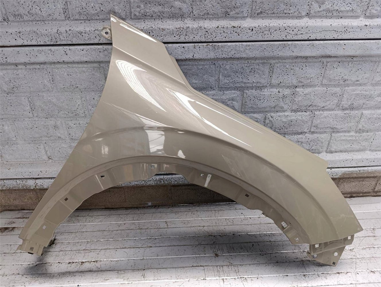 HONDA HRV III HYBRYDA eHEV 2022 BŁOTNIK PRAWY ORYGINAŁ (17850941290)