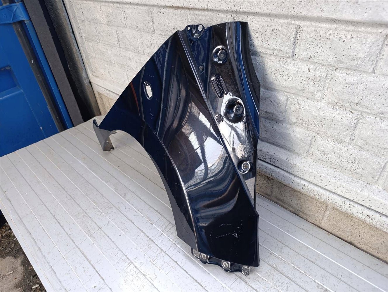 TOYOTA AYGO 2 2014-2022 BŁOTNIK PRAWY PRZEDNI ORYGINAŁ (17850993127)