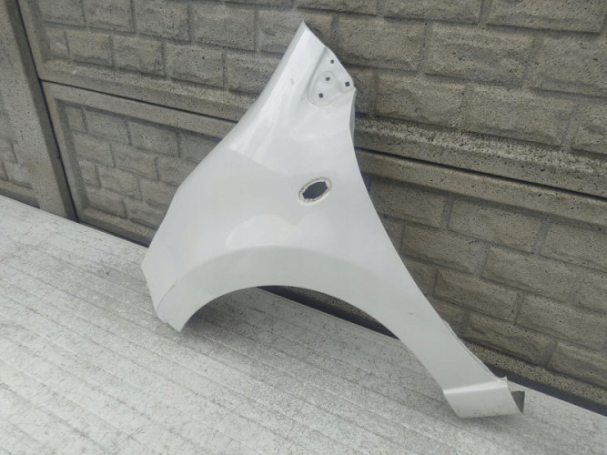 NISSAN PIXO SUZUKI ALTO BŁOTNIK LEWY PRZEDNI - (12349735403)