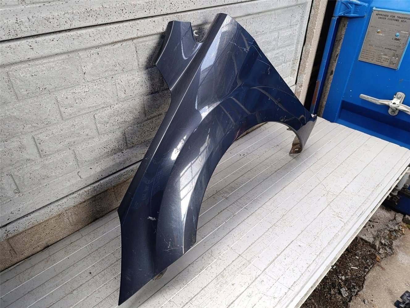 FORD FOCUS II LIFT 08-12 MK2 BŁOTNIK LEWY PRZÓD ORYGINAŁ (17851061140)