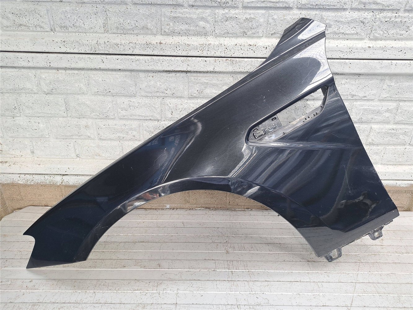 BŁOTNIK LEWY PRZEDNI BMW M6 M 6 ( F06 F12 F13 ) 13-19 (17854617041)