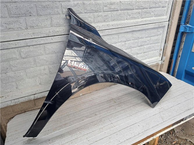 BŁOTNIK PRZEDNI PRAWY DODGE RAM 2008-2018 ORYGINAŁ (17854634830)