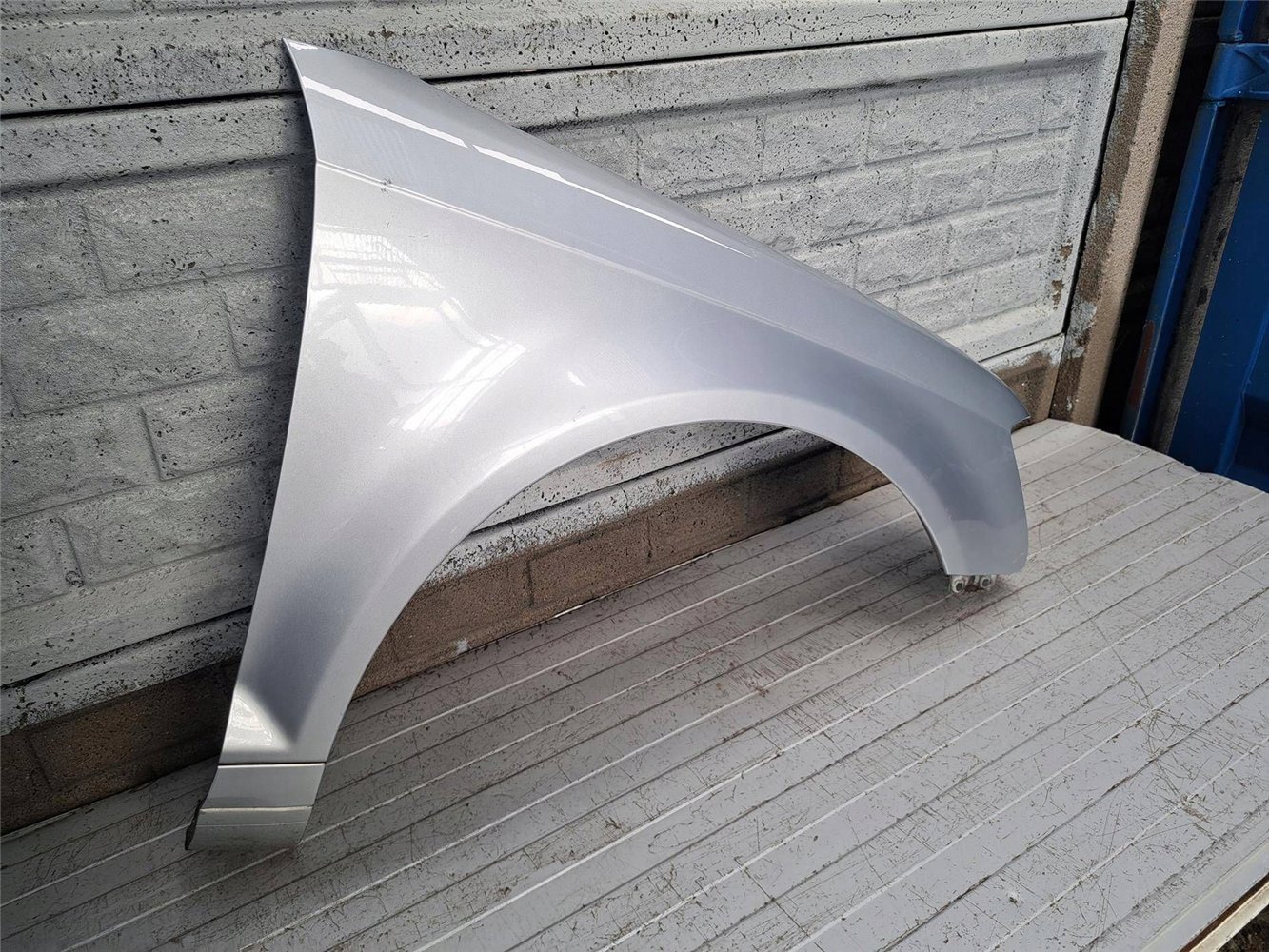 AUDI A3 8P0 LIFT 08-13 BŁOTNIK PRZEDNI PRAWY ORYGINAŁ (17854637693)