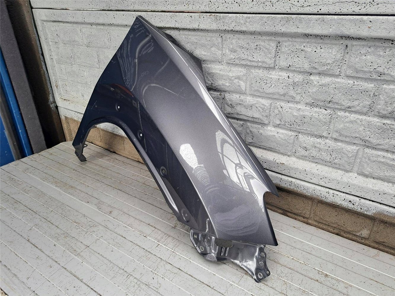 TOYOTA YARIS CROSS 4 IV 19-25 BŁOTNIK PRAWY ORYGINAŁ (17854652634)