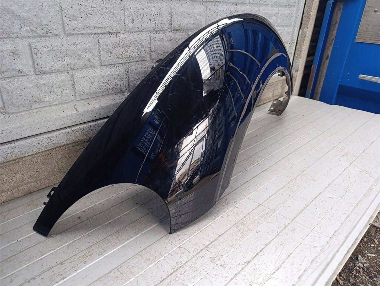 VW NEW BEETLE 11-17 BŁOTNIK LEWY PRZÓD ORYGINAŁ (17854674499)