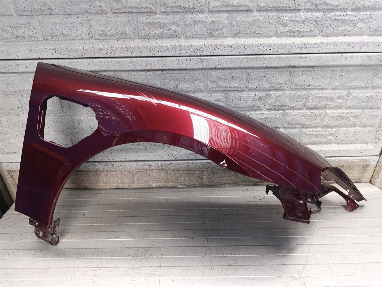 BŁOTNIK PRAWY PRZEDNI PORSCHE TAYCAN 9J1 ORYGINAŁ (17854697389)