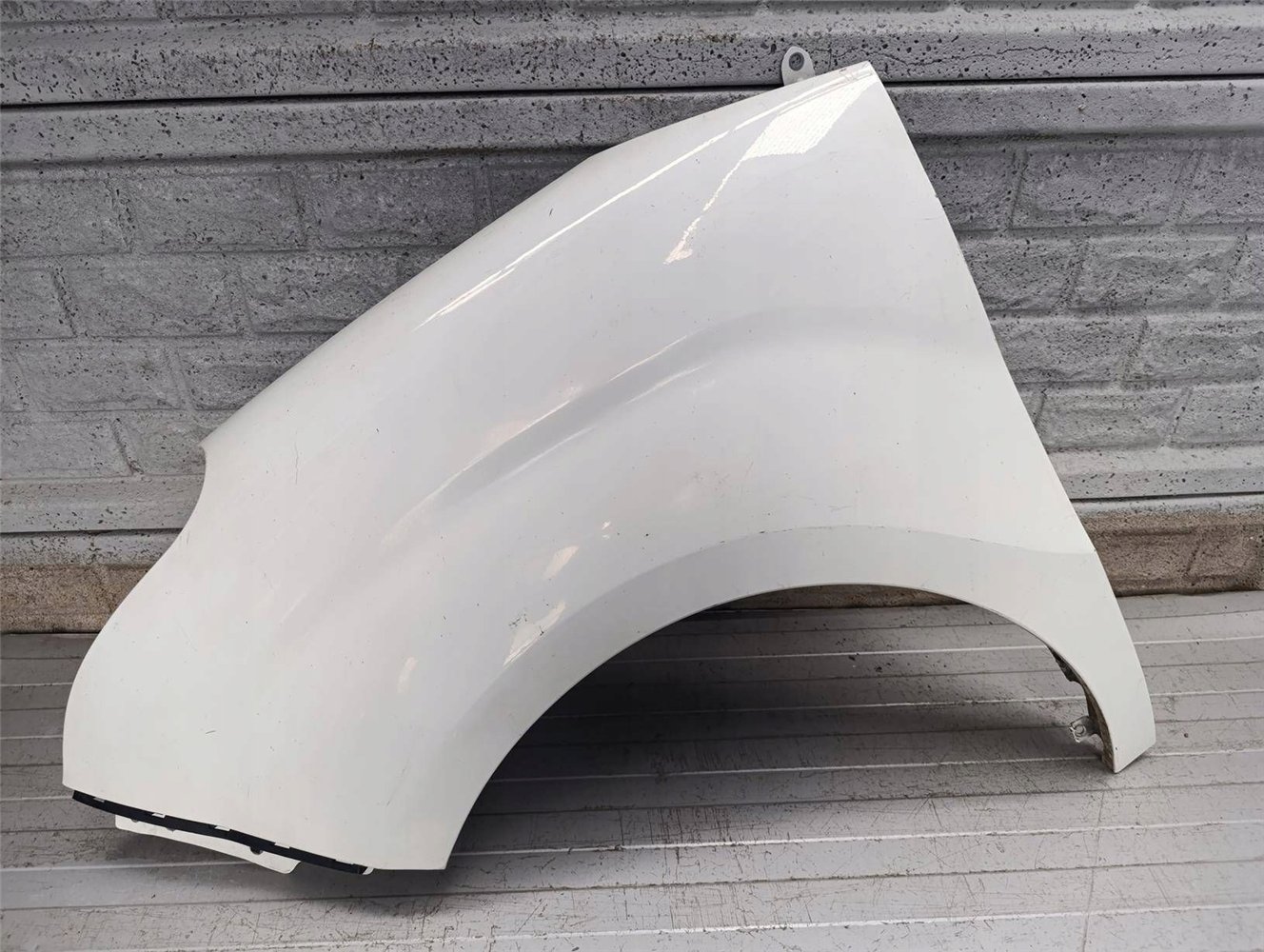 FIAT DOBLO COMBO 10-15 BŁOTNIK PRZEDNI LEWY ORYGINAŁ (17854736200)