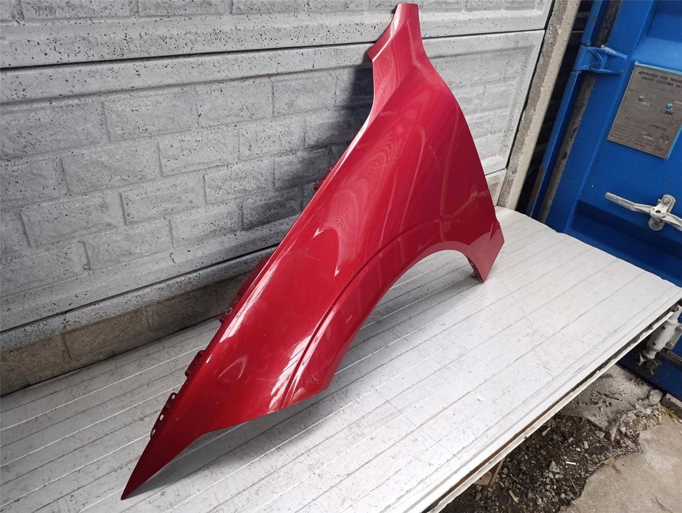 VOLVO XC60 XC 60 2017-2024 BŁOTNIK LEWY PRZEDNI ORYGINAŁ (17854744642)