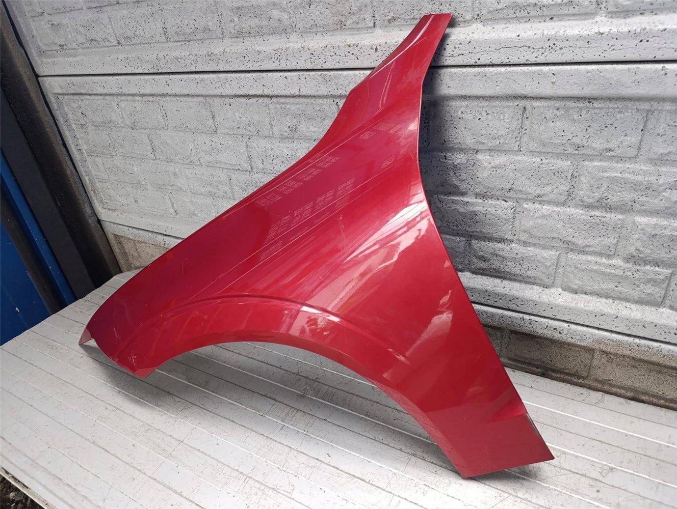 VOLVO XC60 XC 60 2017-2024 BŁOTNIK LEWY PRZEDNI ORYGINAŁ (17854744642)