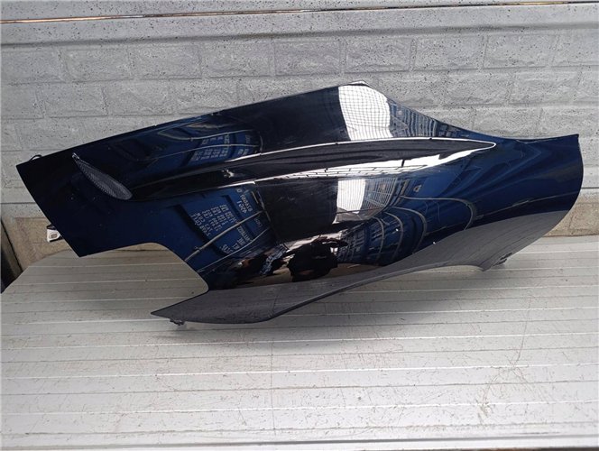 MASERATI MC20 MC-20 BŁOTNIK PRAWY LEWY PRZEDNI ORYGINAŁ (17854771432)