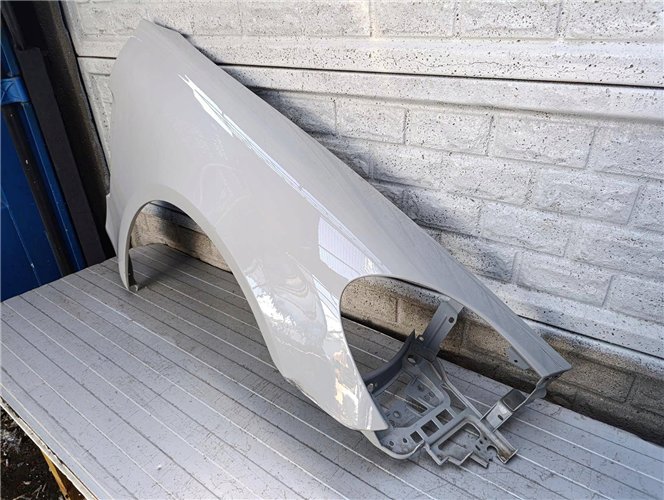 PORSCHE PANAMERA 971 BŁOTNIK PRAWY PRZEDNI ORYGINAŁ (17861018774)